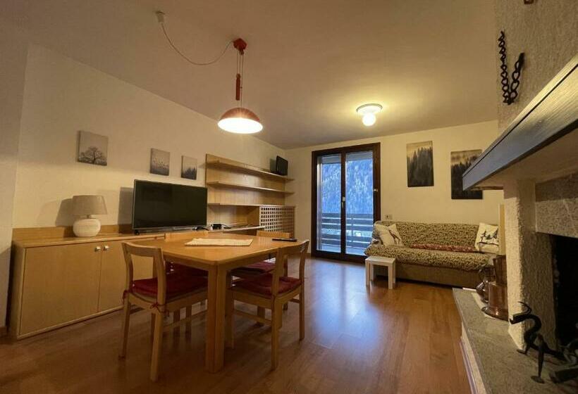 024 Trilocale, Giustino