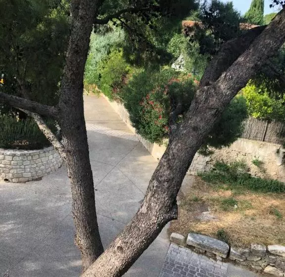 Aamiaismajoitus (B&B) Chambre D Hôtes Dans Une Ancienne Bergerie   La Bergerie Du Monde