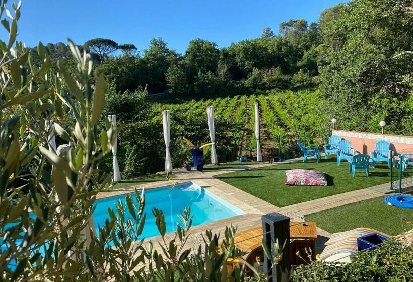 مبيت وإفطار La Vie Est Belle En Provence