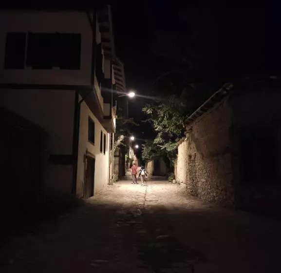 ベッドアンドブレックファースト Yedekcioğlu Konak