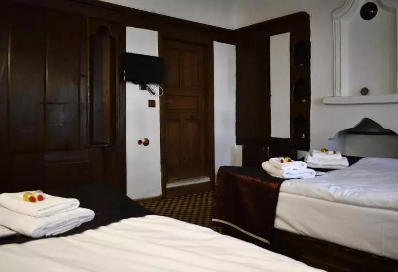 ベッドアンドブレックファースト Yedekcioğlu Konak