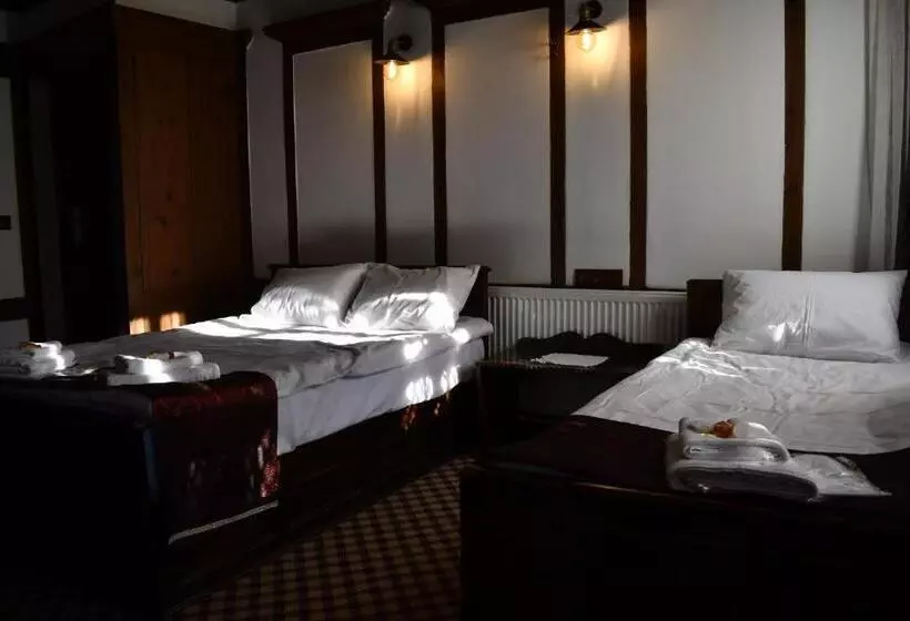 ベッドアンドブレックファースト Yedekcioğlu Konak