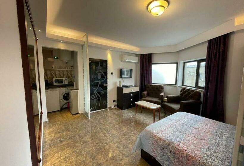 Centrul Vechi Old Apartments In Bucharest