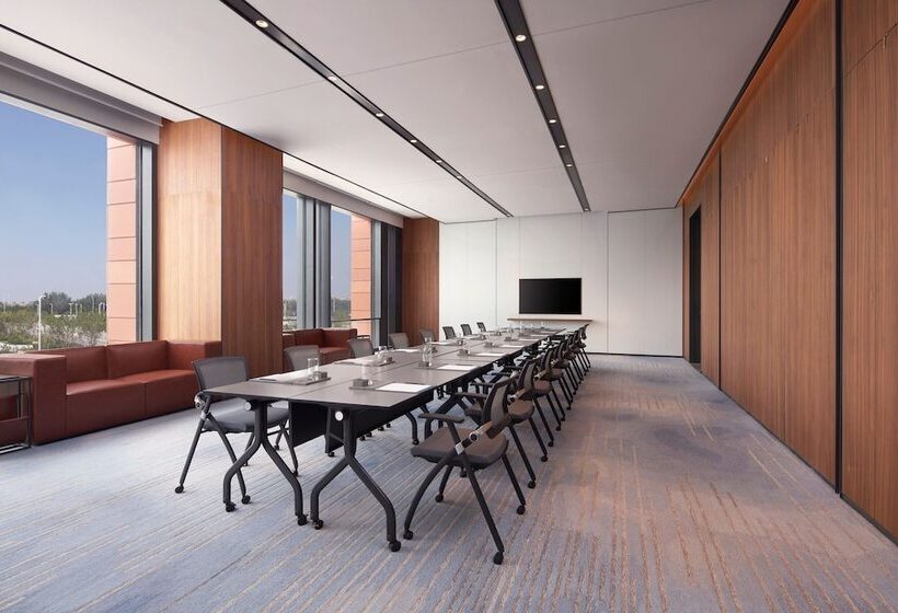 Hotel Four Points By Sheraton Tianjin National Convention And Exhibition Center