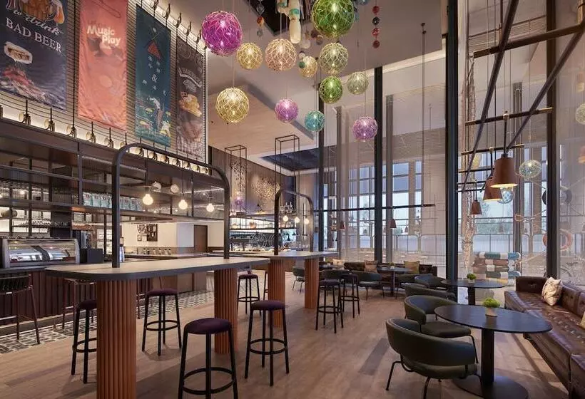 Hotelli Four Points By Sheraton Tianjin National Convention And Exhibition Center