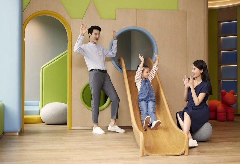 Hotel Four Points By Sheraton Tianjin National Convention And Exhibition Center