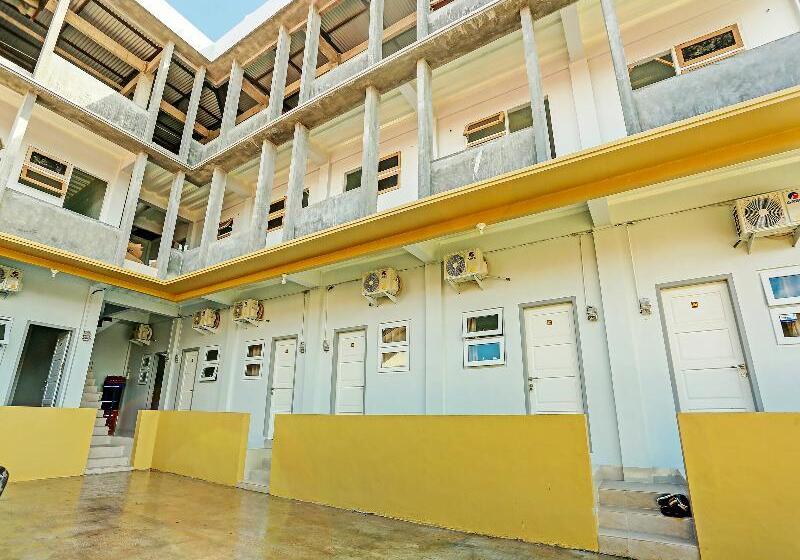 בית מלון כפרי Oyo 91434 Cek@n Guest House