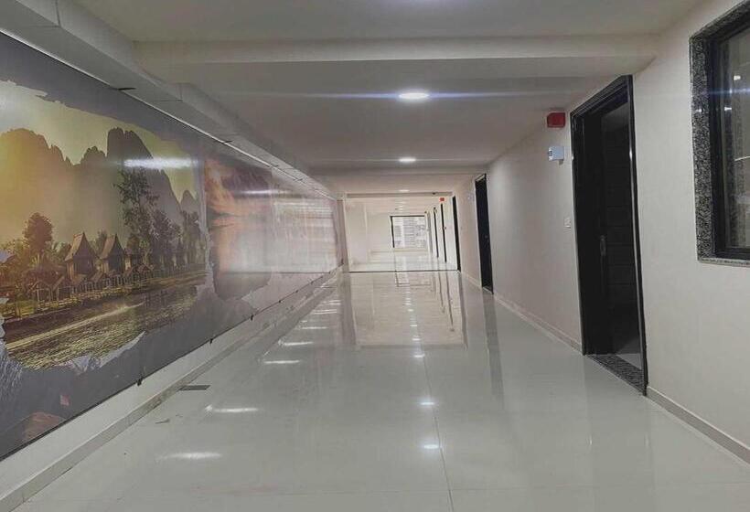 בית מלון כפרי Pop 91562 Park Palace