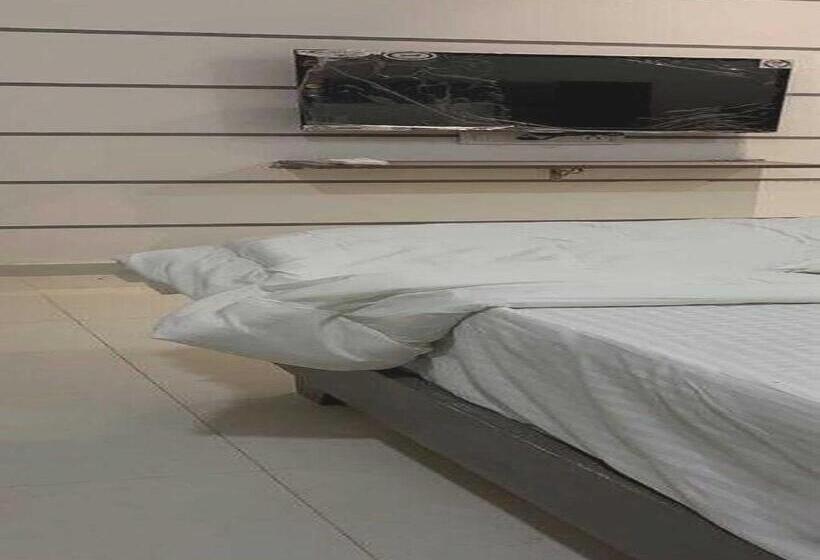 בית מלון כפרי Pop 91562 Park Palace