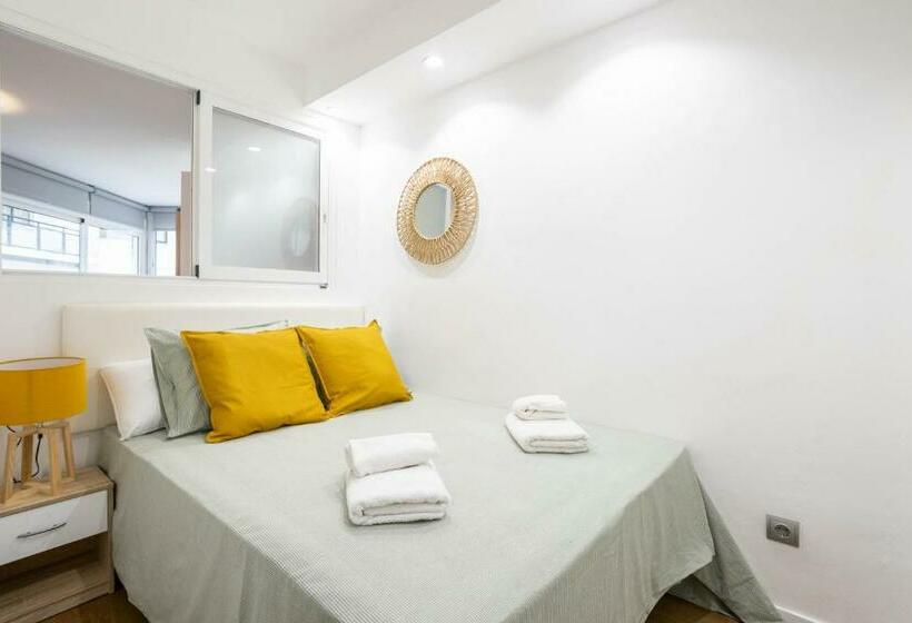 Oleholidays Marbella 2000 Primera Linea De Playa