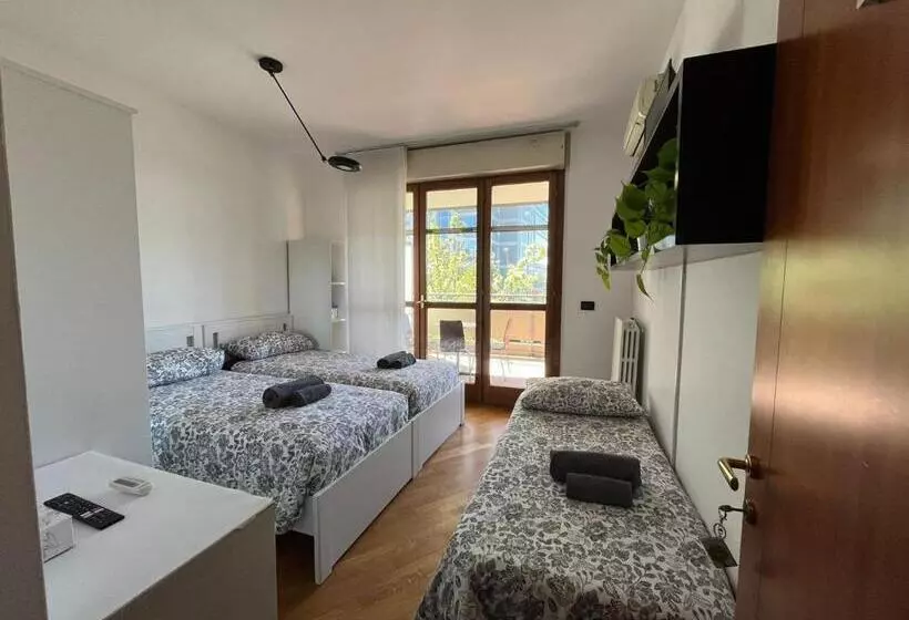 ペンション Bedandbreakfast Eni Torri Lombarde San Donato Bbqueen