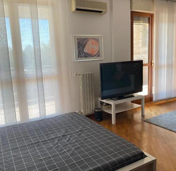 بنسيون Bedandbreakfast Eni Torri Lombarde San Donato Bbqueen