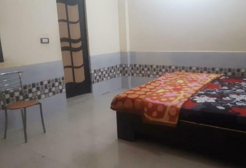 Pension (Hôtel basse catégorie) Tulsi Residency