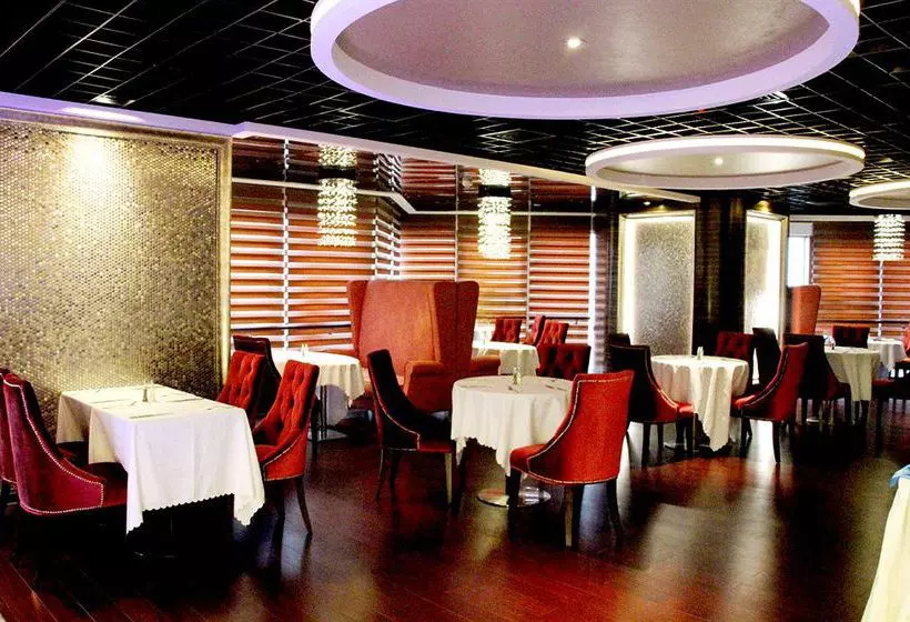 בית מלון כפרי Plainvim International Boutique