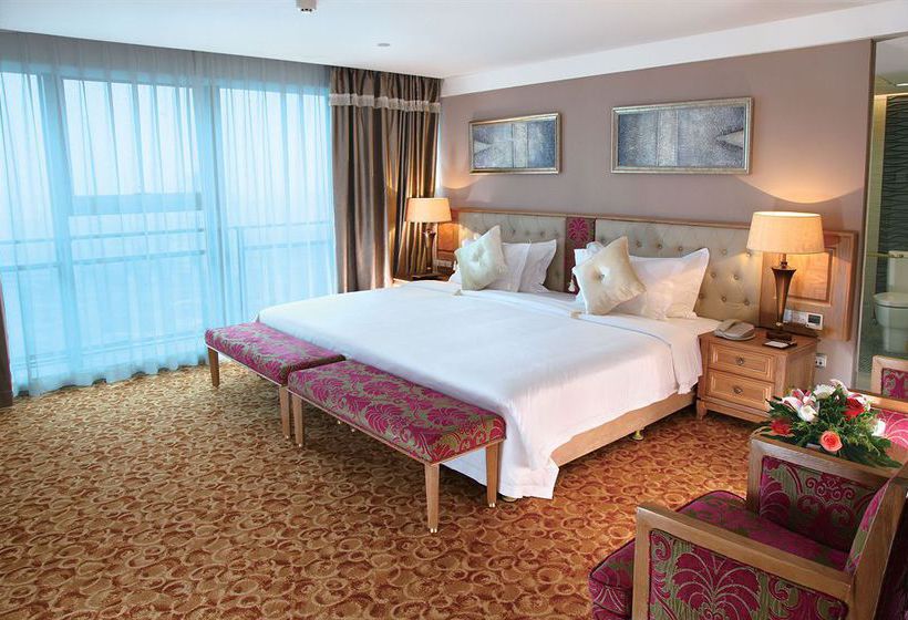 בית מלון כפרי Plainvim International Boutique