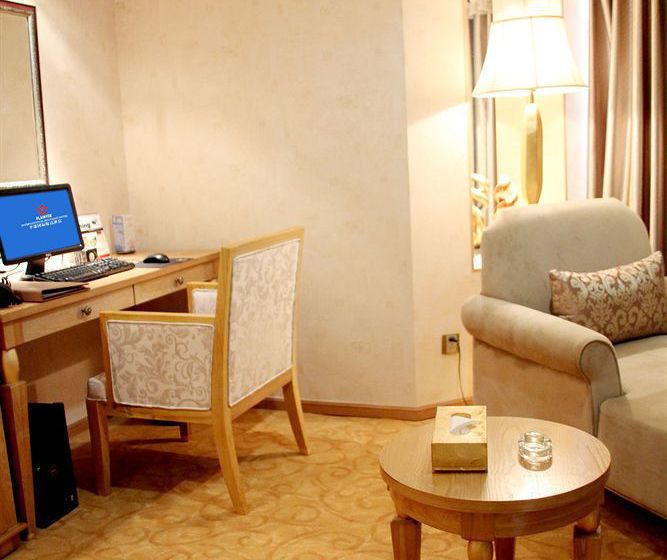 בית מלון כפרי Plainvim International Boutique