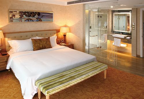 בית מלון כפרי Plainvim International Boutique