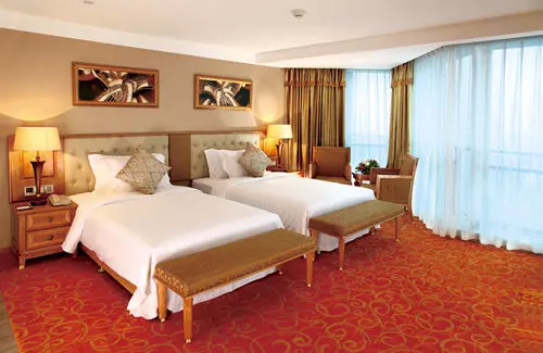 בית מלון כפרי Plainvim International Boutique