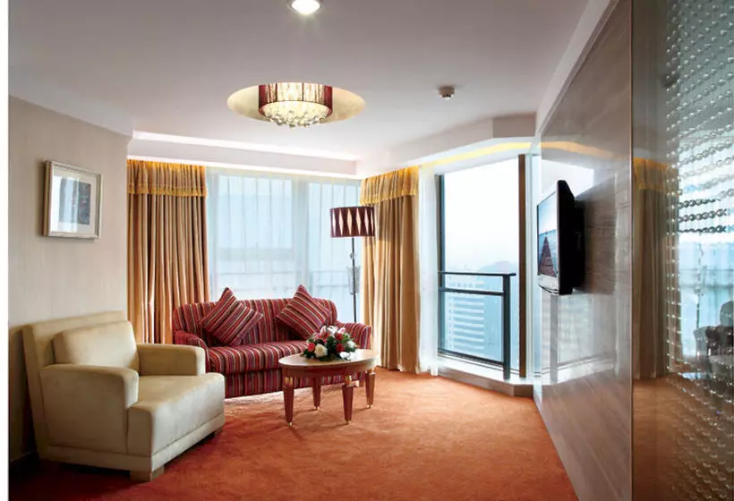 בית מלון כפרי Plainvim International Boutique