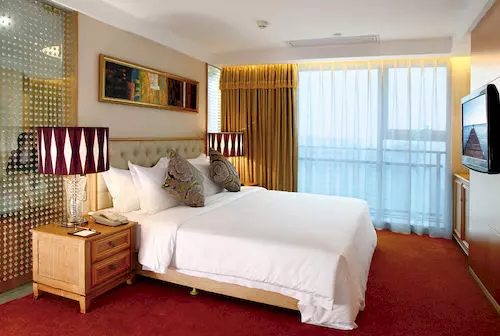 בית מלון כפרי Plainvim International Boutique