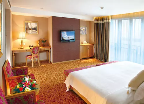 בית מלון כפרי Plainvim International Boutique