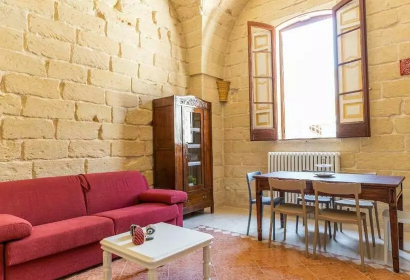 Acamya Luxe Apartment