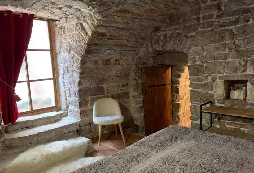 ベッドアンドブレックファースト Manoir Du Charme Dans Les Gorges Du Tarn Causses Lozere