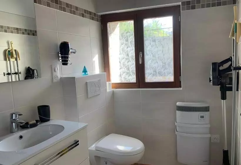 ベッドアンドブレックファースト Manoir Du Charme Dans Les Gorges Du Tarn Causses Lozere