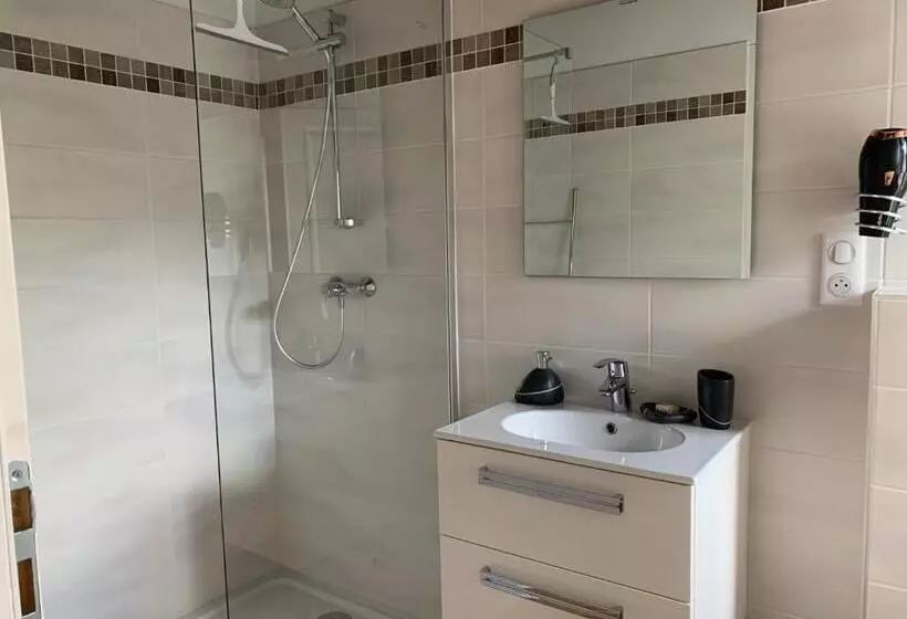 ベッドアンドブレックファースト Manoir Du Charme Dans Les Gorges Du Tarn Causses Lozere