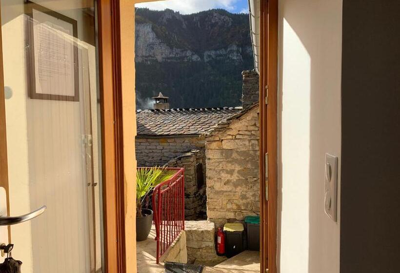 مبيت وإفطار Manoir Du Charme Dans Les Gorges Du Tarn Causses Lozere