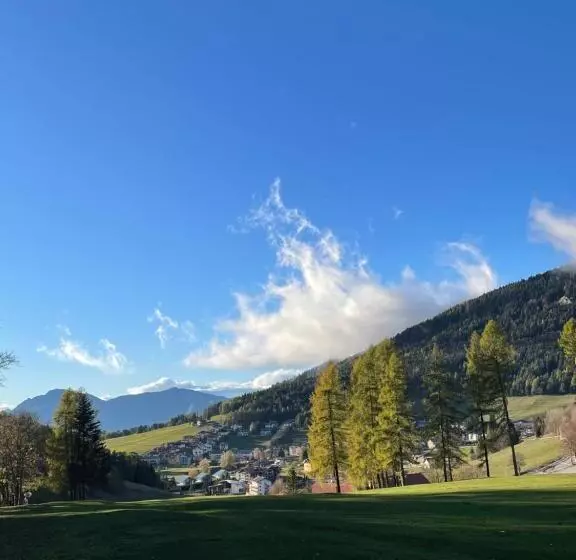 Hotelli Rech Hof Sayonara