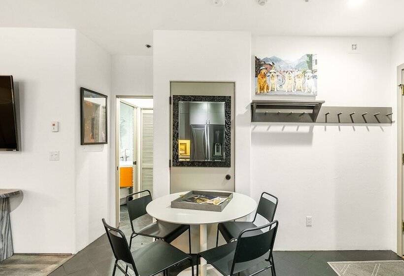 New San Juan 303 By Avantstay Modern Penthouse W Deck Overlooking Main Street