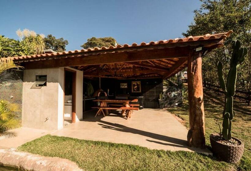 Casa De Campo Com Piscina Cascata Artificial