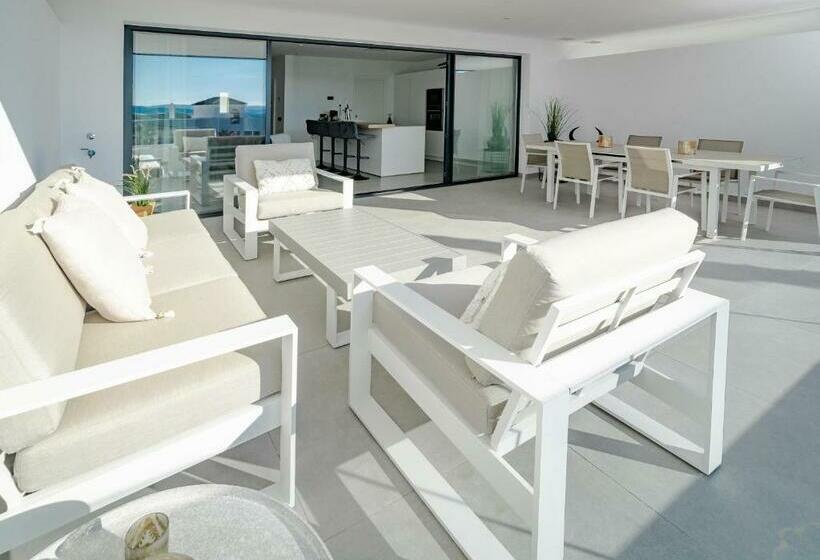 Lae131d  Apotel Estepona Hills By Roomservices