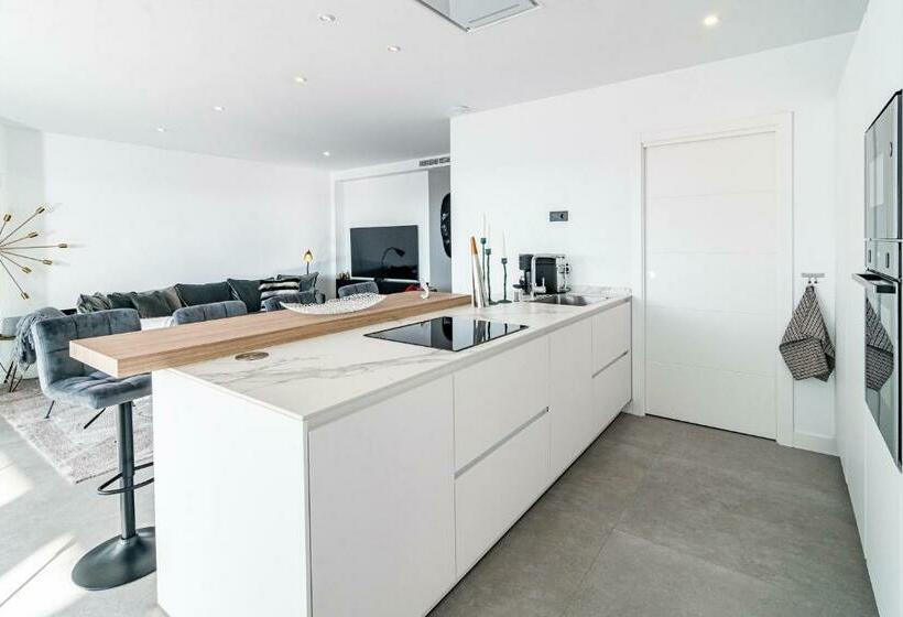 Lae131d  Apotel Estepona Hills By Roomservices