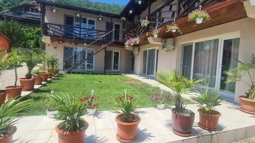 پانسیون Casa Belvedere Orsova