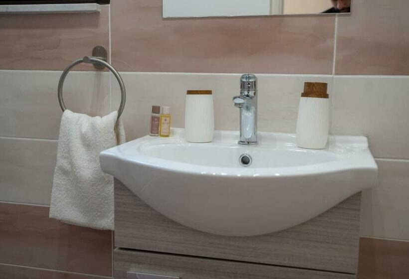 Пансион L Angolo Di Acitrezza