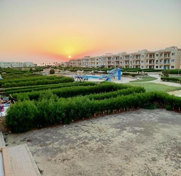 Rivera Beach 1   Ras Sedr