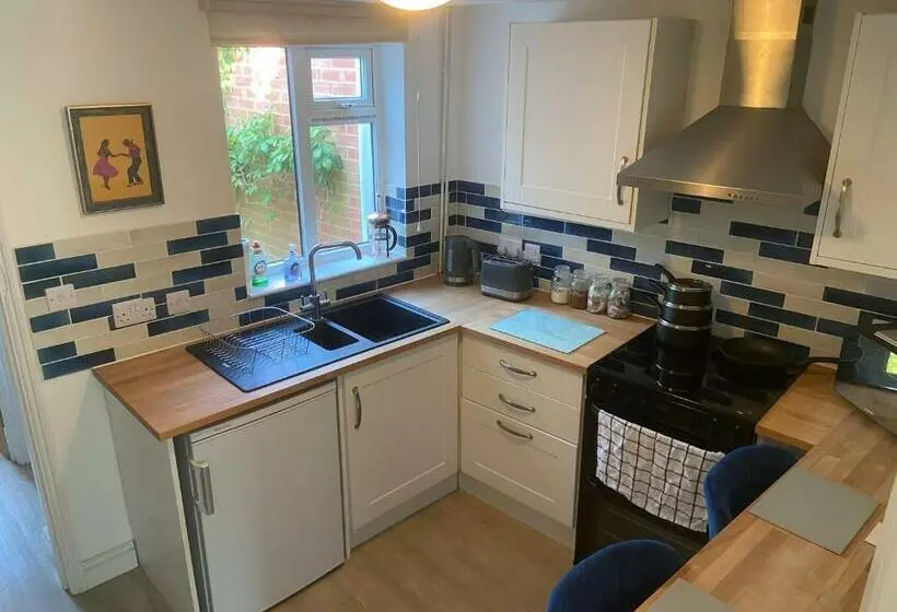Woodbridge Cosy Little 2 Bed Cottage