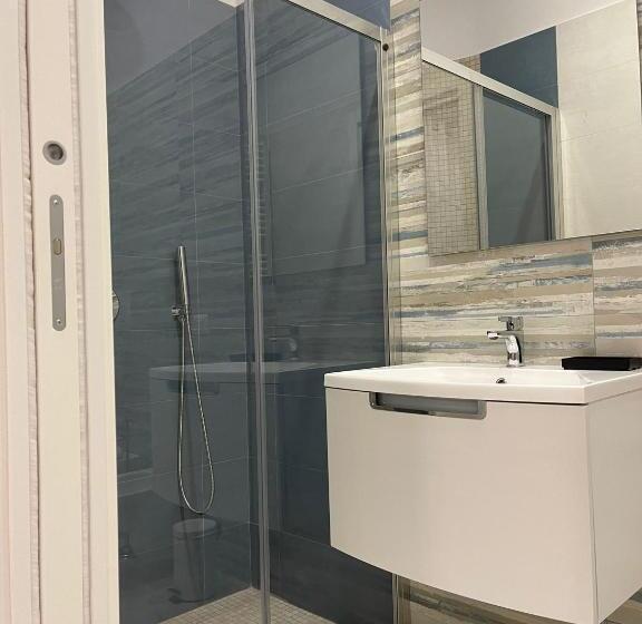 Bed and Breakfast Andrea & Giada Via Lungomare Caboto