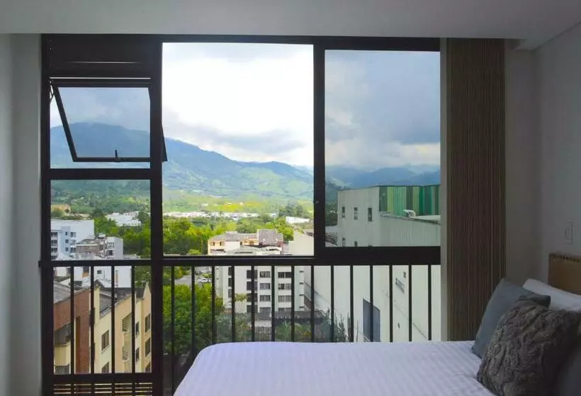 Grandiosa Vista Y Al Lado Del Centro Comercial Portal Del Quindío 1