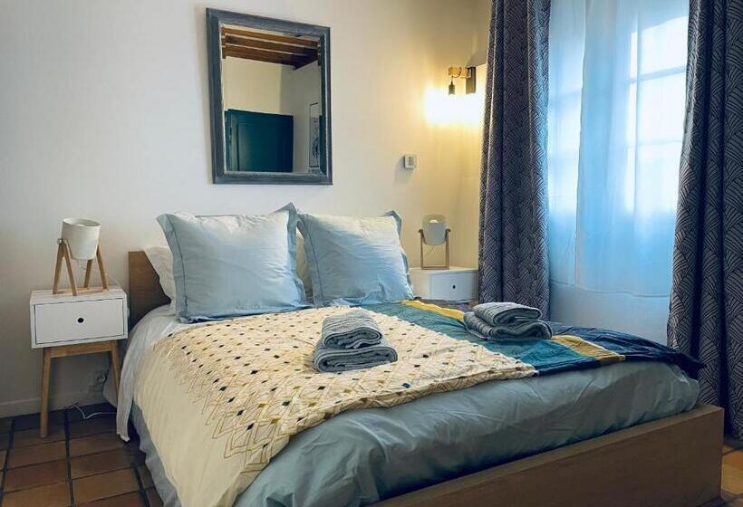 بنسيون Le Mas De Mirabel