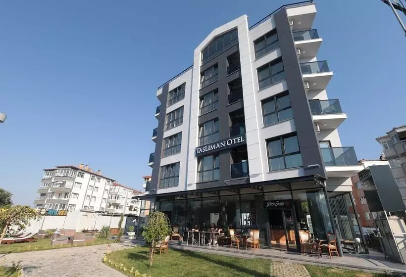 تختخواب و صبحانه Taşliman Otel