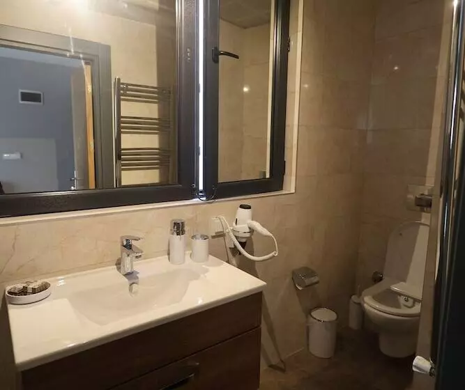 تختخواب و صبحانه Taşliman Otel