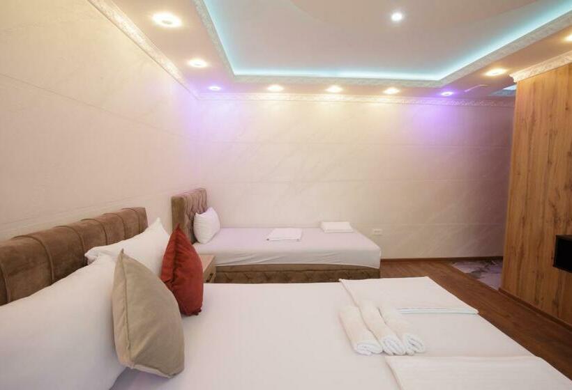 مُتل B H B Apartmani