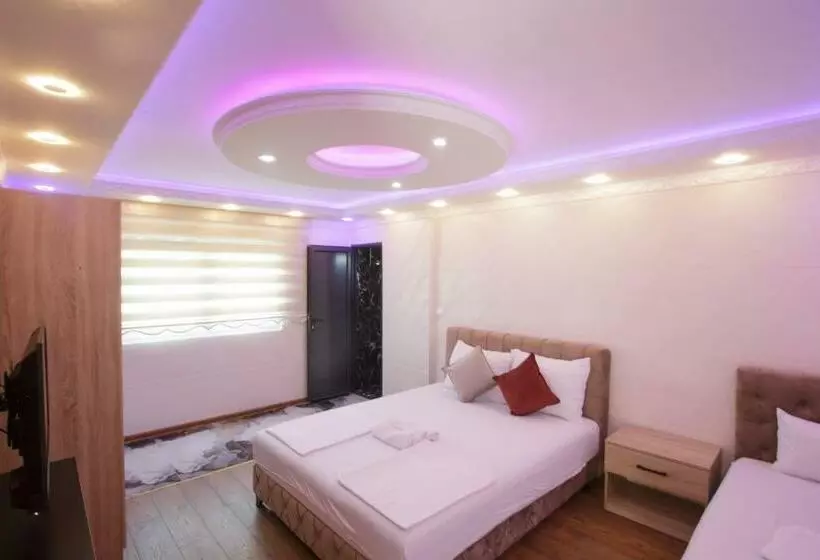 مُتل B H B Apartmani