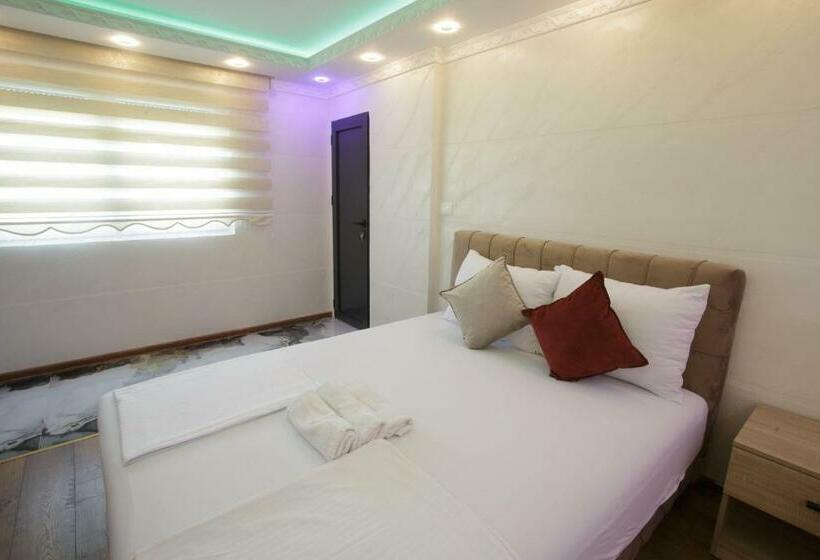 مُتل B H B Apartmani