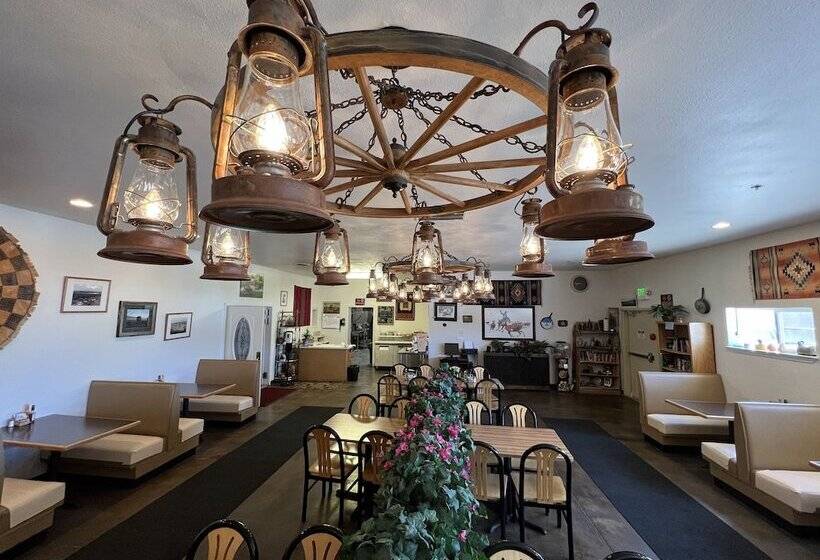 모텔 Border Inn Casino