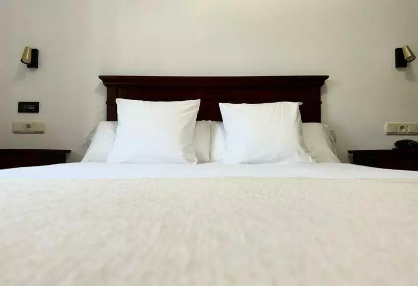 ペンション Hostal La Muralla