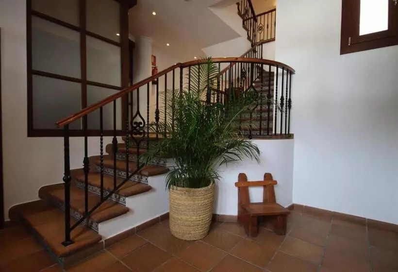 ペンション Hostal La Muralla